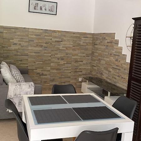 Villa Serenice - F2 Au Calme, Climatise, Wifi Et Parking Gratuit Exterior photo