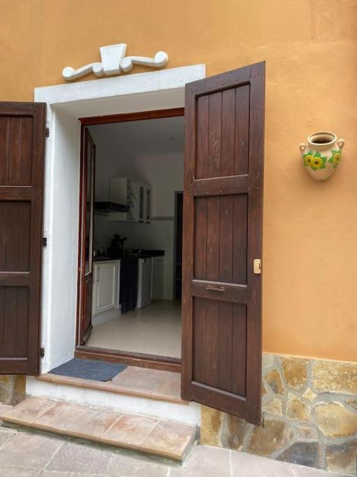 Villa Serenice - F2 Au Calme, Climatise, Wifi Et Parking Gratuit Exterior photo